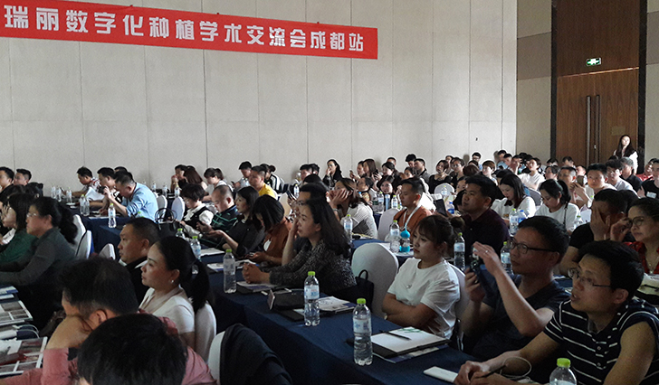 Special thanks to Dr. Inseong Jeon for sharing unique set of skills, knowledge and experience about RAY CBCT and RAY 3D Printing at the seminar in Chengdu, China. More than 200 Chinese doctors(DDS) attended the seminar on April 24th. All audiences were very interested in the clinical use of RAY CBCT & 3D Printer(RAYDENT Studio) Applications for provisional restoration and initial guide made from the excellent Impression CT of RAY.